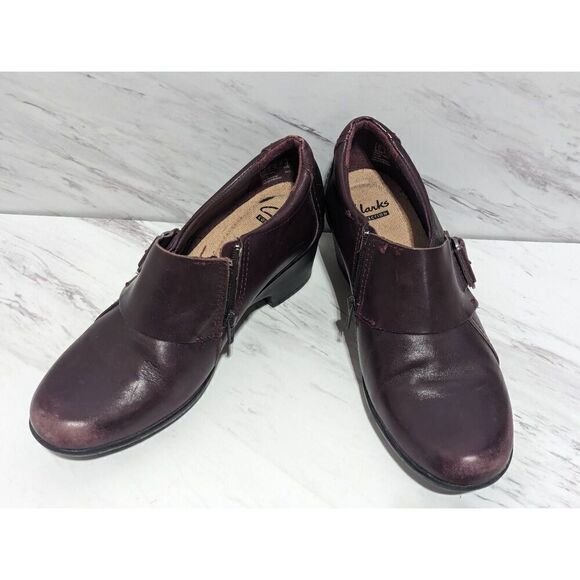 Clark's Women's Burgundy Round Toe Leather Zip side 2" Block Heel Bootie Size 7 - Picture 1 of 7